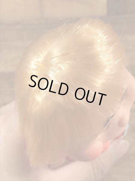 目がコロコロ動く女の子の60年代ビンテージドール