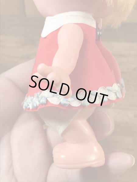 メイドインジャパン製の女の子の60’sヴィンテージソフビドール