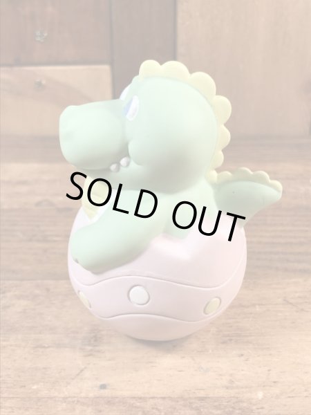 Avon社製の恐竜の卵の80’sヴィンテージソフビドール