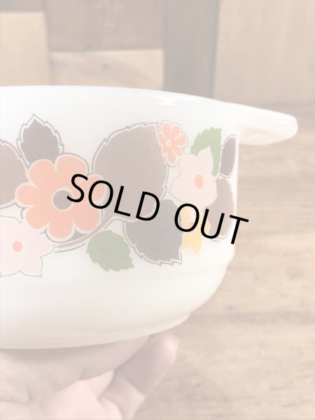 画像14: Schott Mainz Jena Glas “Flower” Milk Glass Mini Casserole　ミルクガラス　ビンテージ　ミニキャセロール　スコットマインツ　60〜70年代 (14)