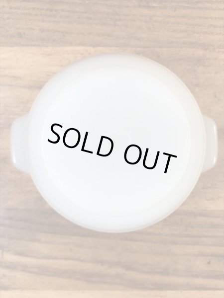 Schott Mainz社製のフラワー柄の60〜70’sヴィンテージミルクガラス皿