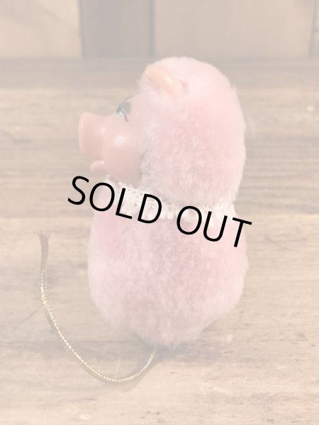 マペットショウのミスピギーに似た豚の80’sヴィンテージクリップドール