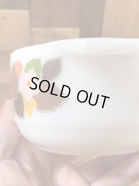 スコットマインツ社製の花柄の60〜70年代ビンテージミニキャセロール