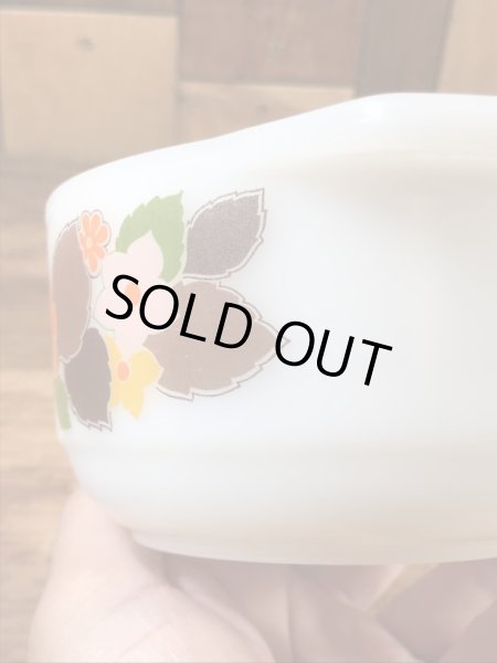 スコットマインツ社製の花柄の60〜70年代ビンテージミニキャセロール