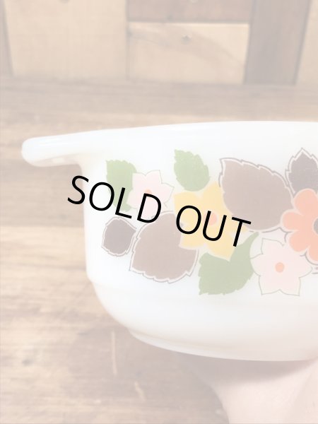 スコットマインツ社製の花柄の60〜70年代ビンテージミニキャセロール