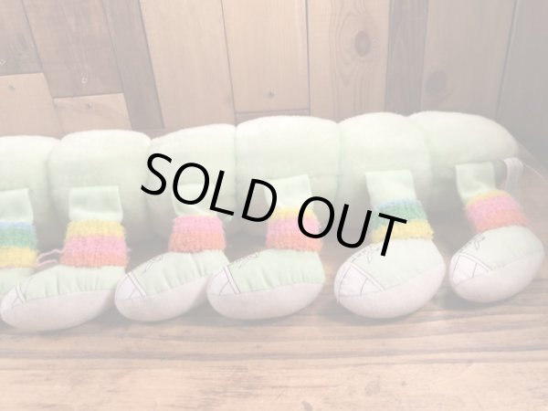 パステルカラーの芋虫“Lots A Legs”の80’sヴィンテージプラッシュドール