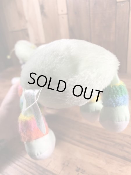 パステルカラーの芋虫“Lots A Legs”の80’sヴィンテージプラッシュドール