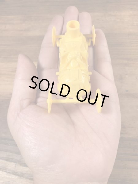 アドバタイジングキャラクターのキャプテンクランチの70’sヴィンテージプラスチックトイ