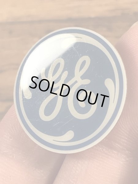 ゼネラルエレクトリックの“GE”の80年代ビンテージピンバッジ