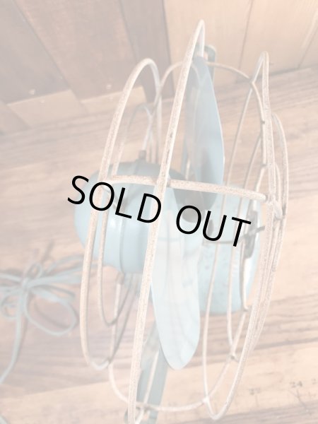 ゼネラルエレクトリック社の鉄製の50〜60年代ビンテージ扇風機