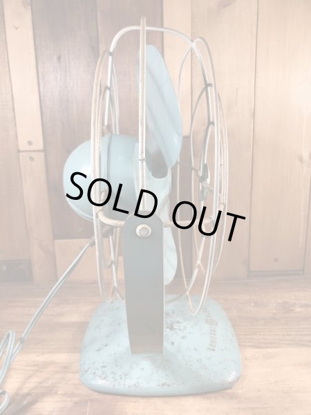 ゼネラルエレクトリック社の鉄製の50〜60年代ビンテージ扇風機