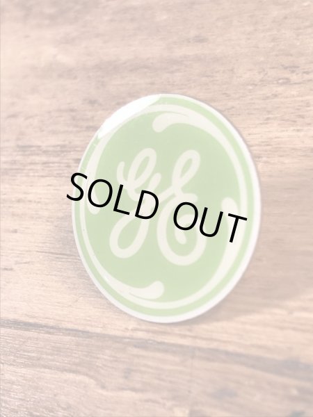 General Electric社のエナメル加工の80’sヴィンテージピンズ