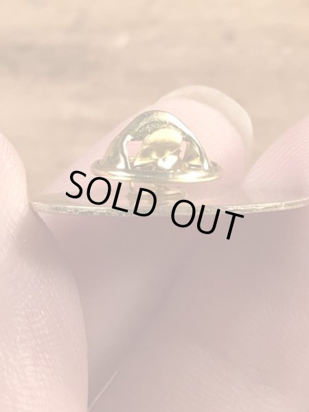 General Electric社のエナメル加工の80’sヴィンテージピンズ