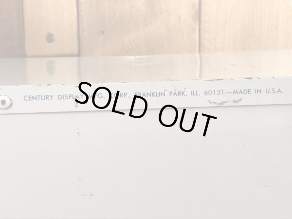 ACスパークプラグの電球が入っていた50〜60’sヴィンテージメタルキャビネット