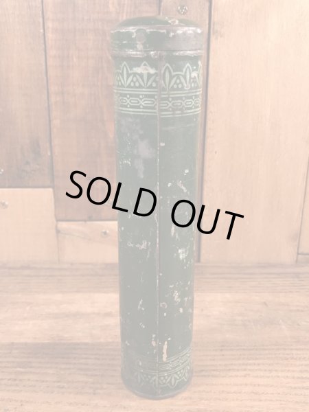 The Fisk Rubber社製のチョークの粉が入っていた30’sヴィンテージTin缶