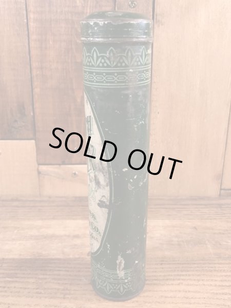 The Fisk Rubber社製のチョークの粉が入っていた30’sヴィンテージTin缶