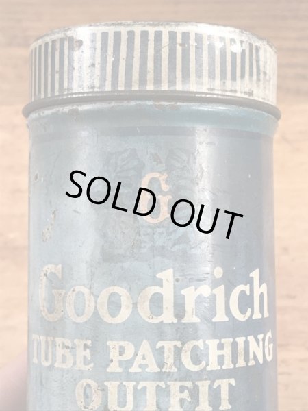 BFグッドリッチのチューブリペアキットが入っていた40〜50年代ビンテージブリキ缶