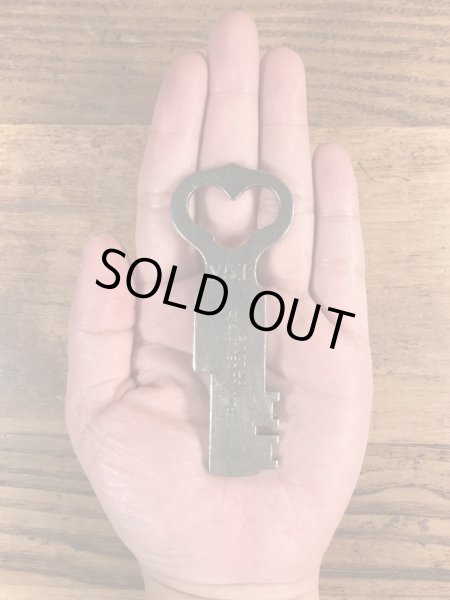 アメリカの刑務所で使われていたジェイル物のビンテージの鍵