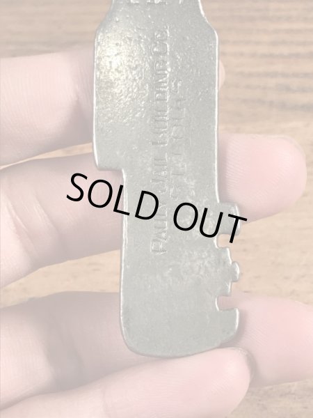 Pauly Jail Building Co.の刑務所のビンテージキー