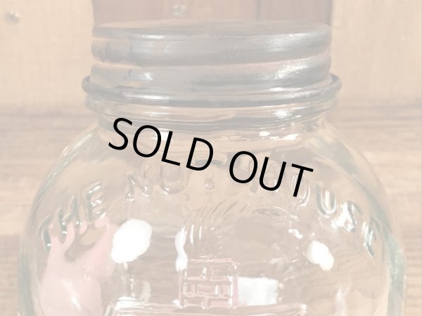 The Nut Houseのナッツが入っていた30〜40年代ビンテージガラスジャー