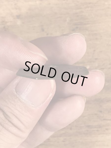 B.P.D.“21B 52”と書かれたツールに付いていたヴィンテージブラスタグ