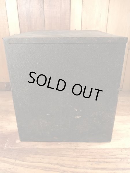 “Weatherhead Original Equipment Fittings”の50’sヴィンテージメタルキャビネット