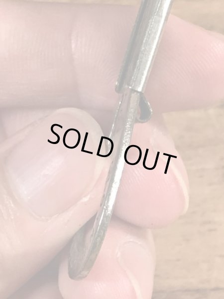 アメリカの洋服店の1910年ビンテージタバコカッター