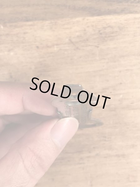 アメリカのクロージングショップのヴィンテージシガーボックスオープナー