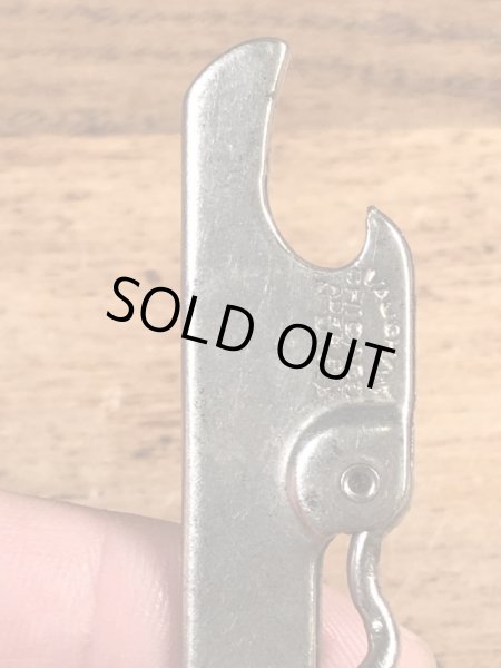 企業物の折り畳みのコークスクリューが付いたビンテージ栓抜き