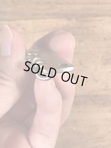 Gallagher & Burtonのウイスキーのヴィンテージボトルオープナー