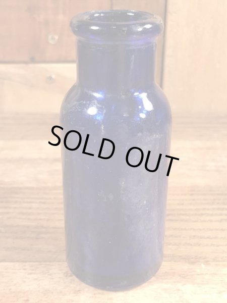 Emerson Drug Co.のBromo-Seltzerのビンテージブルーボトル