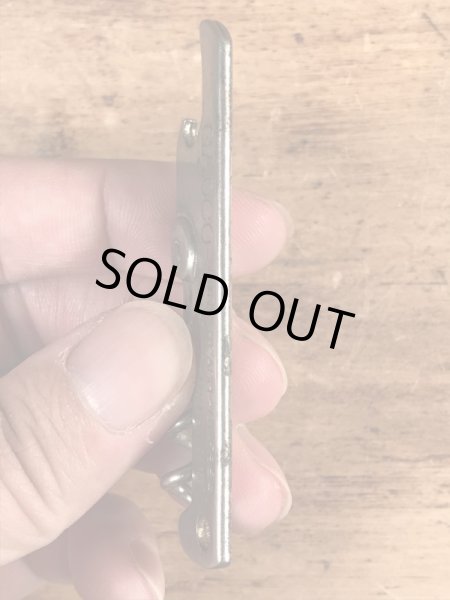 企業物の折り畳みのコークスクリューが付いたビンテージ栓抜き