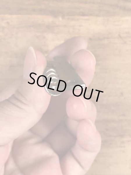 ホテルの企業物のコークスクリューが付いたヴィンテージボトルオープナー