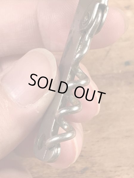 企業物の折り畳みのコークスクリューが付いたヴィンテージボトルオープナー