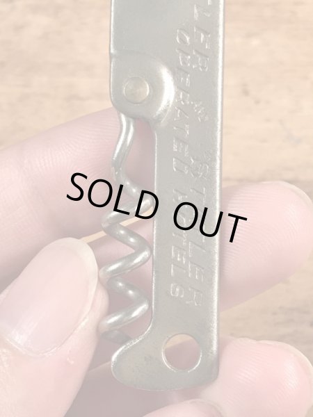 ホテルの企業物のコークスクリューが付いたヴィンテージボトルオープナー