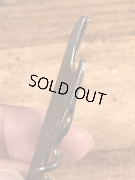 企業物の折り畳みのコークスクリューが付いたビンテージ栓抜き