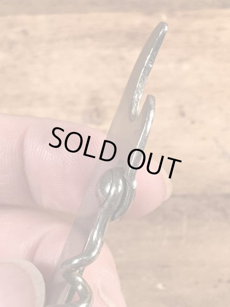 スタービールの折り畳みのコークスクリューが付いたビンテージ栓抜き