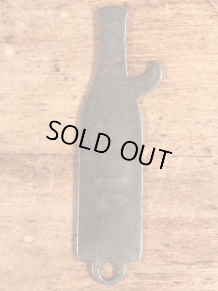 Calvert Ginのボトル型のヴィンテージボトルオープナー