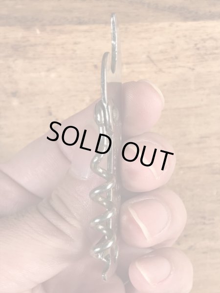 スタービールの折り畳みのコークスクリューが付いたビンテージ栓抜き