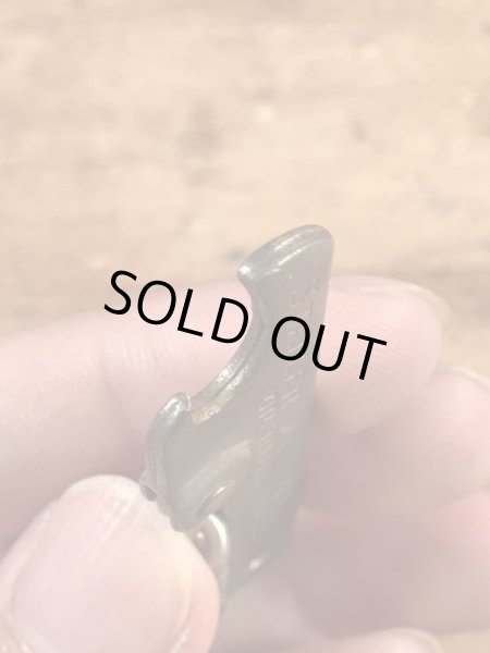 ホテルの企業物のコークスクリューが付いたビンテージ栓抜き