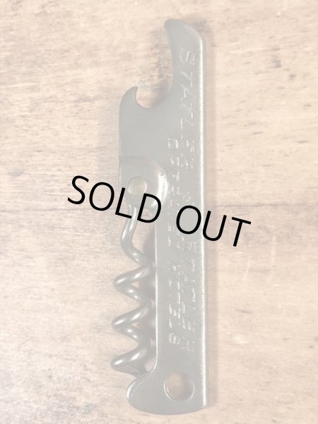 ホテルの企業物のコークスクリューが付いたビンテージ栓抜き