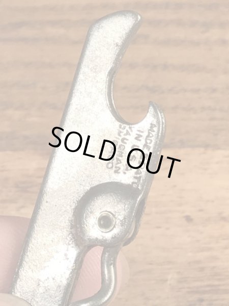 ホテルの企業物のコークスクリューが付いたヴィンテージボトルオープナー