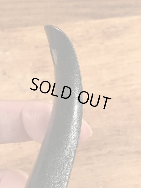 モンゴメリーワードの黒ラッカーのビンテージ靴ベラ