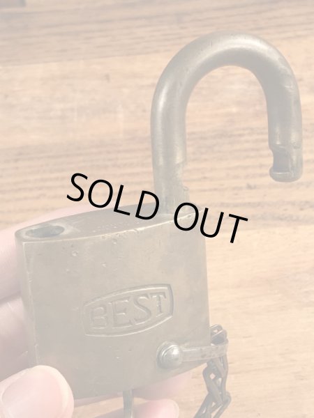 Best社のスタンダードオイルカンパニーのビンテージ南京錠