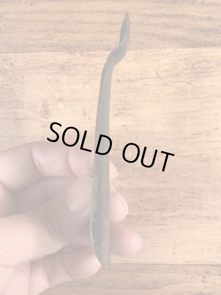 ニューアークシューの黒ラッカーのビンテージ靴ベラ