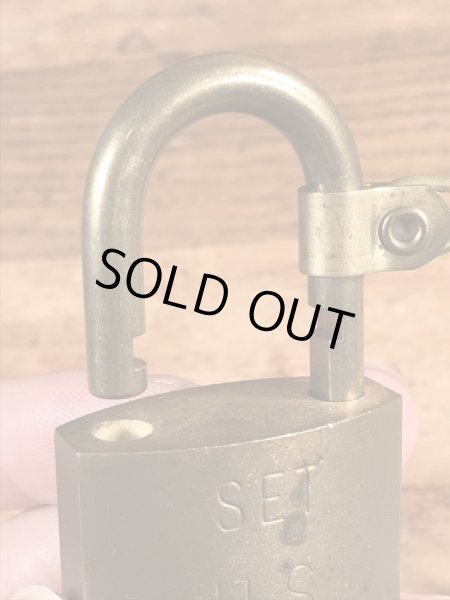 Set U.S.のミリタリー物のビンテージ南京錠