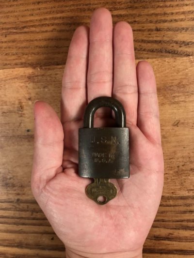 画像3: Sargent “U.S.N.” Military Brass Padlock Key　USネイビー　ビンテージ　南京錠　鍵　〜60年代