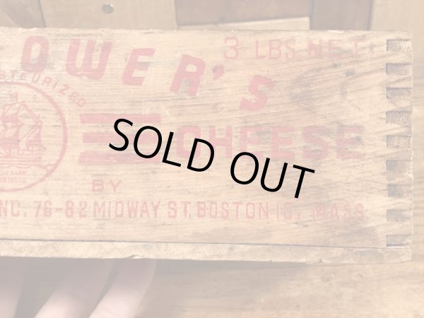 Mayflower'sのクリームチーズが入っていたビンテージ木箱