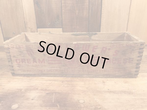 Mayflower'sの木製のヴィンテージチーズボックス