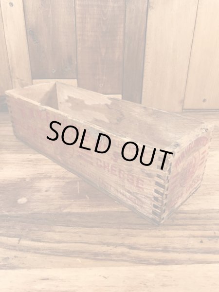 Mayflower'sのクリームチーズが入っていたビンテージ木箱